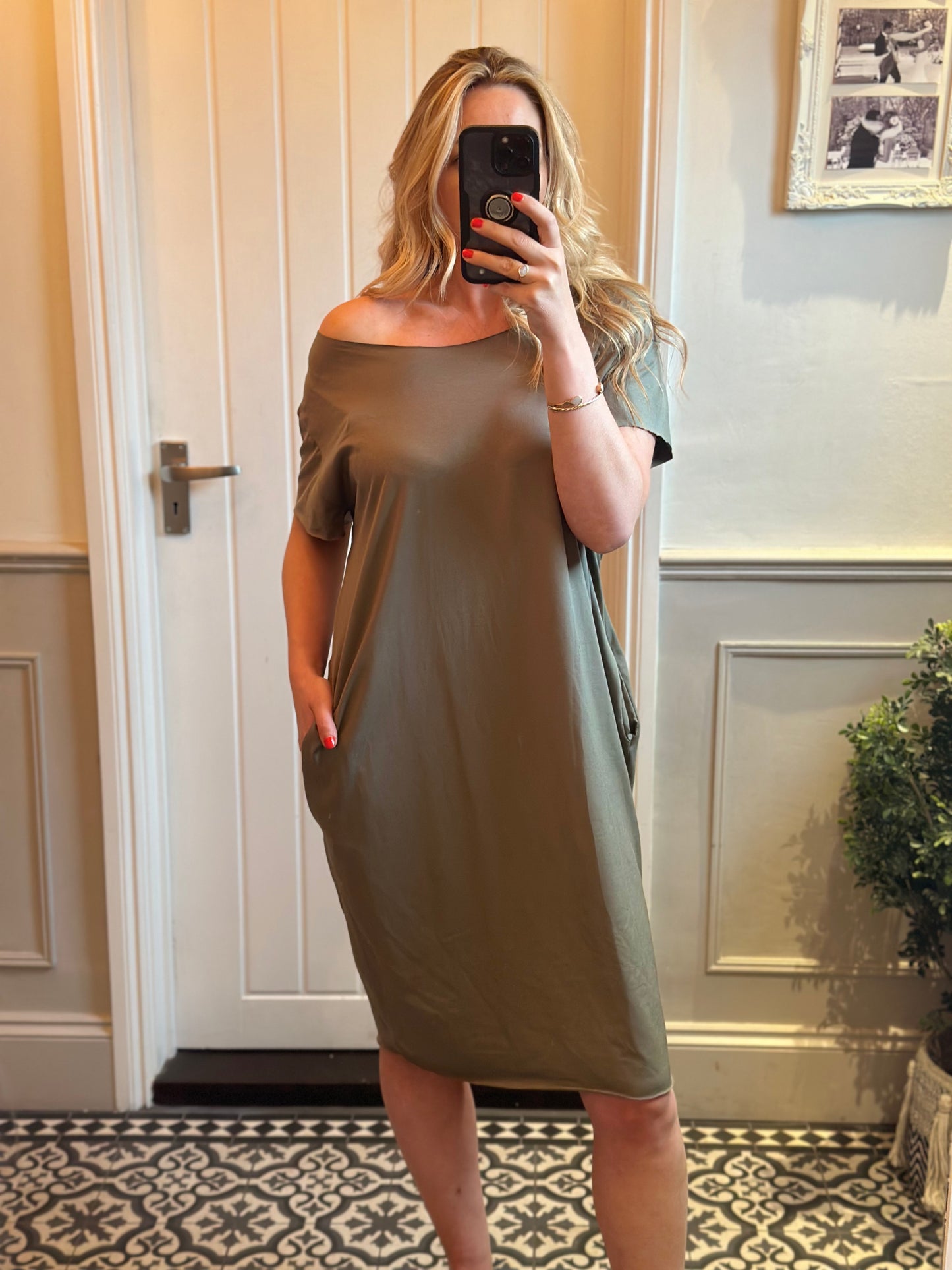 Khaki basic T-shirt dress