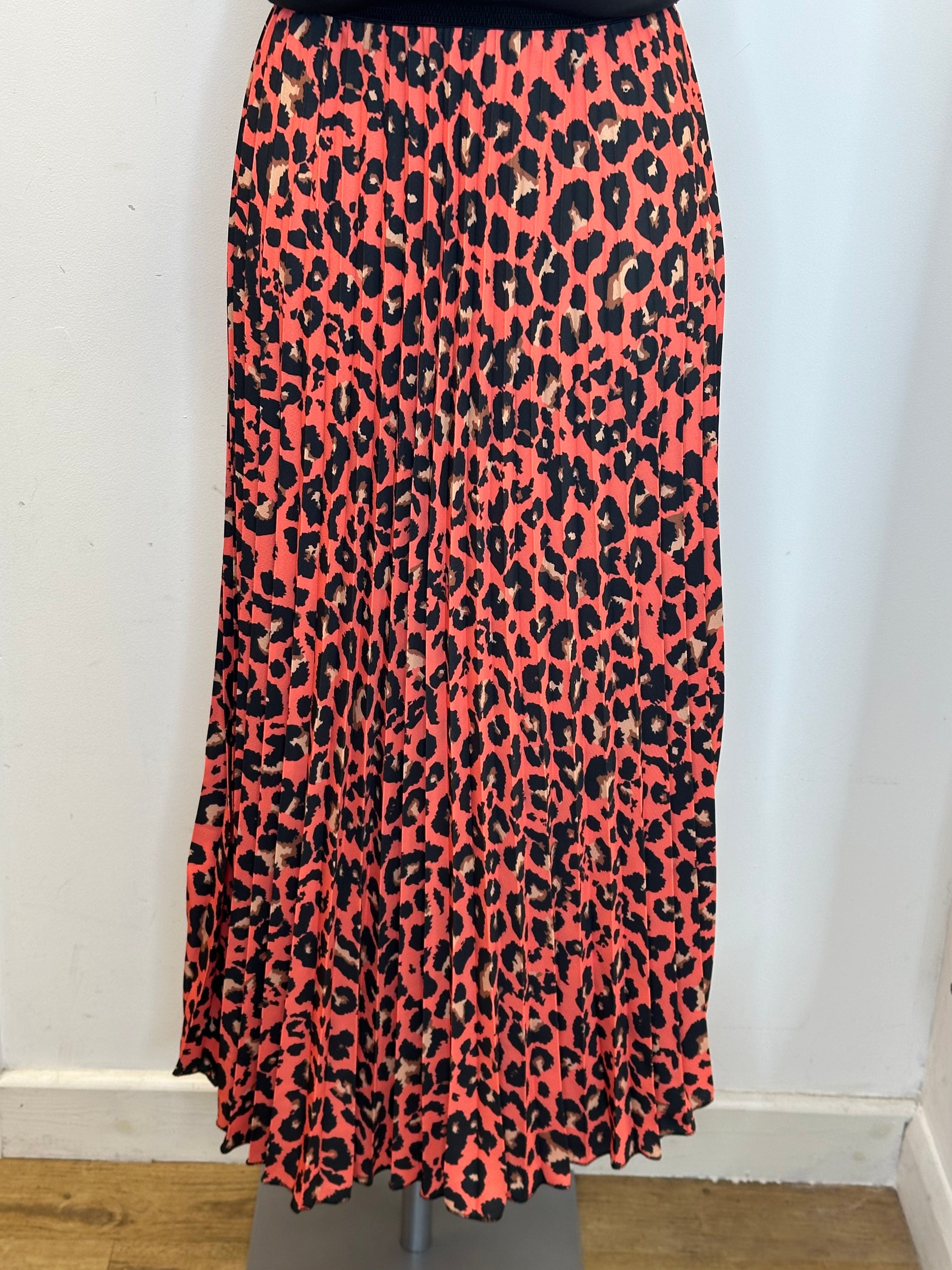 Animal print skirt top size 16